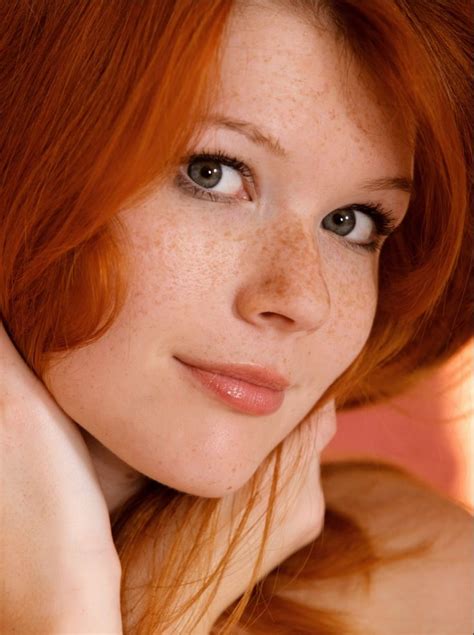 - It is served in box. . Mia redheads